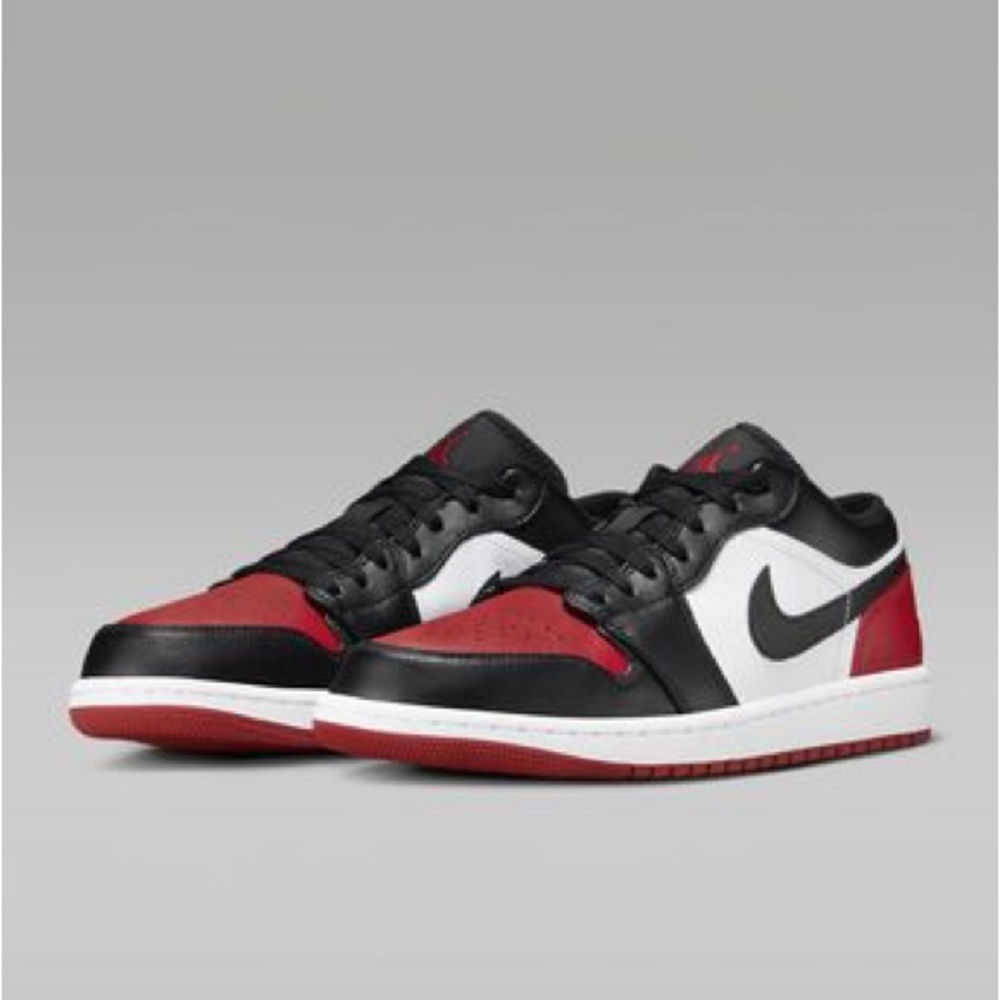 NIKE -NWT Air Jordan 1 Low Unisex WOMAN 8.5 & kids 7 Recipt from NIKE STORE